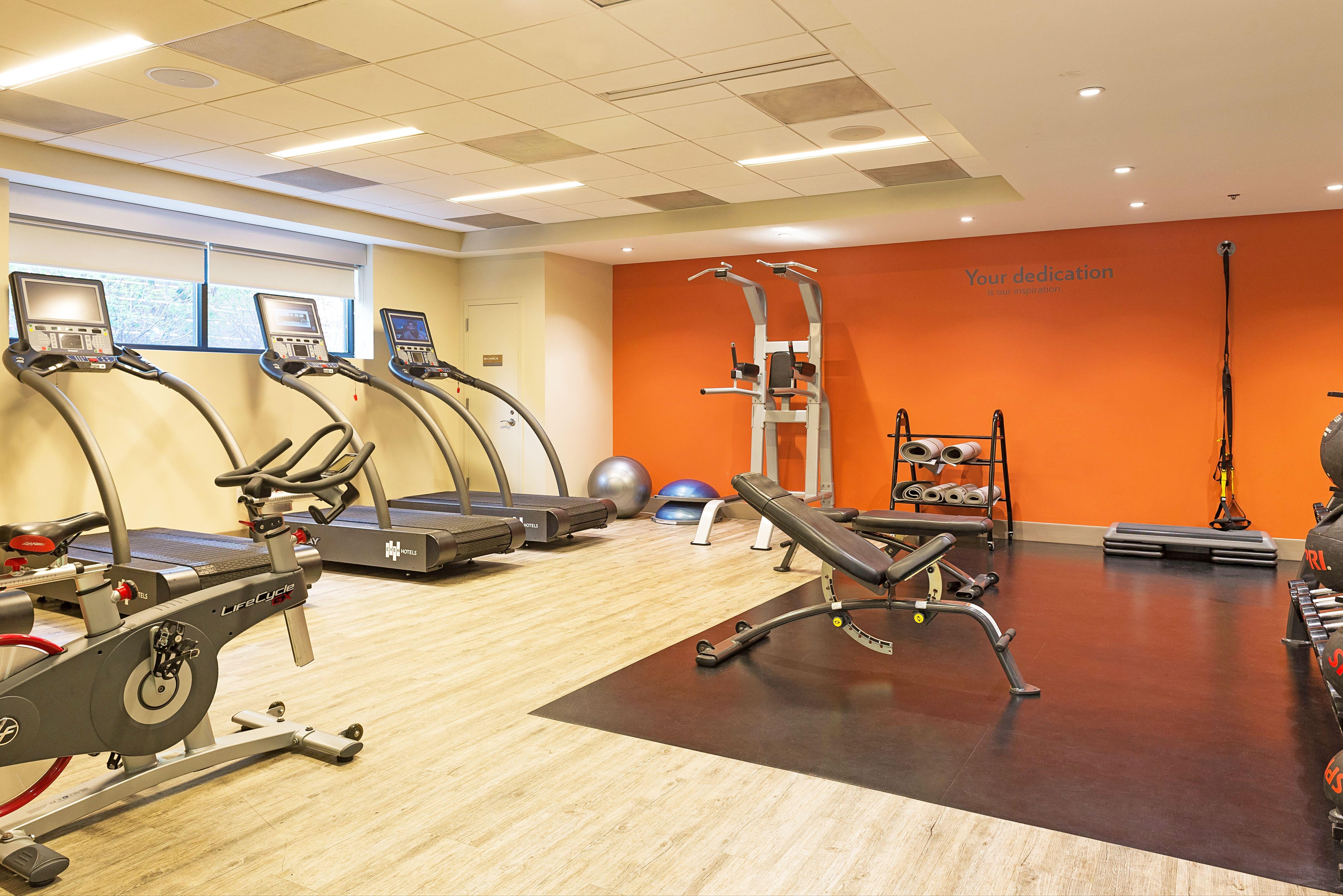 Even Hotel Norwalk By Ihg Exterior photo
